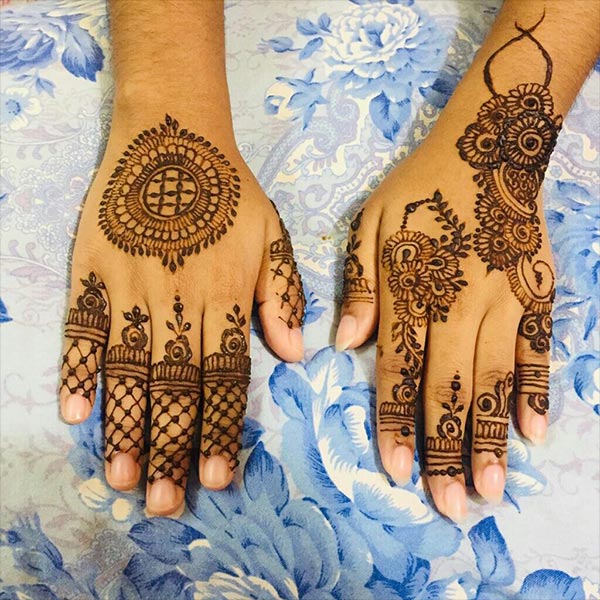 Mehendi Arts By Hafsa